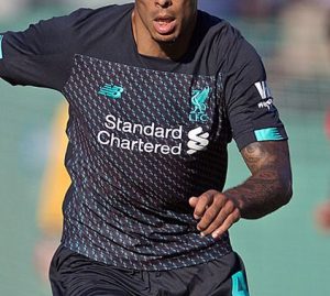 Černá elegance Třetí dres Liverpoolu 2019–2020, který ohromil svět