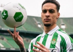 Od Man United po Betis Antonyho cesta od 'flopu' k hrdinovi