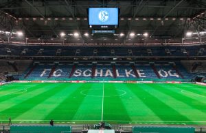 Revoluční stadion Schalke 04 Jak funguje první posuvný trávník v Evropě